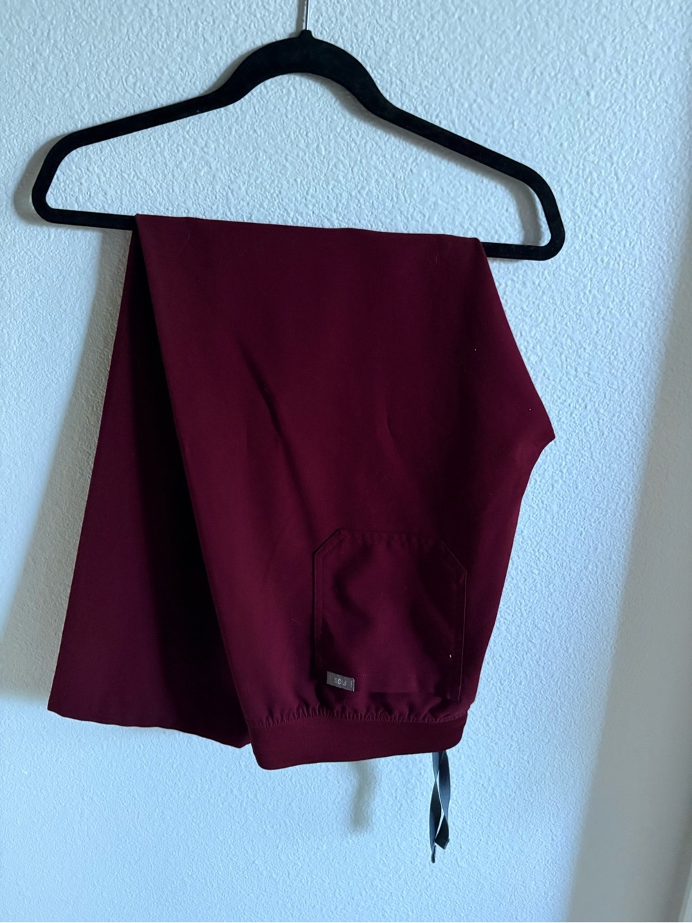 Figs Women's Maroon Scrub Pants